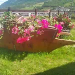 Signorile Con Giardino Aoste