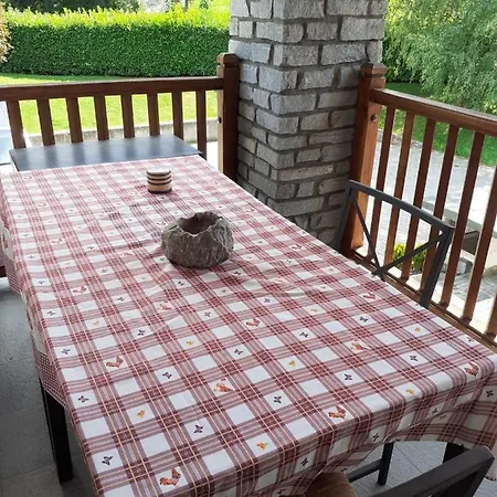 Signorile Con Giardino Αόστα