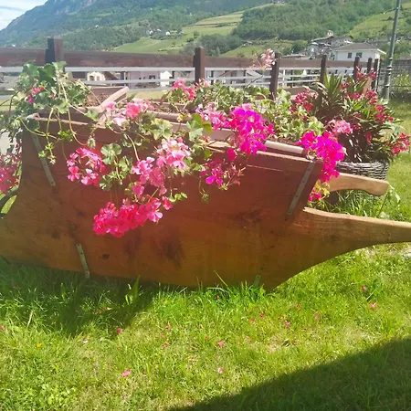 Signorile Con Giardino 아오스타