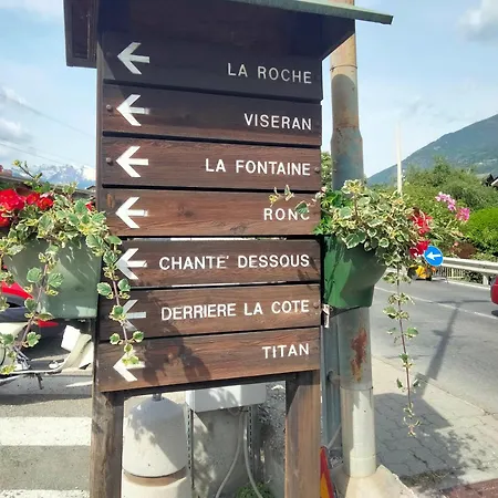 Signorile Con Giardino Vakantiehuis Aosta