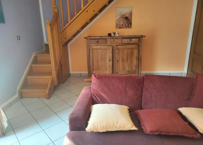 Signorile Con Giardino Дом отдыха Аоста