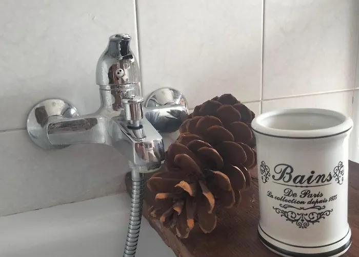 Signorile Con Giardino *